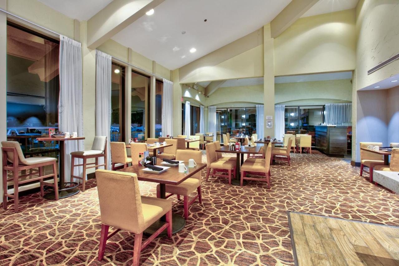 Holiday Inn & Suites Santa Maria By Ihg Екстериор снимка